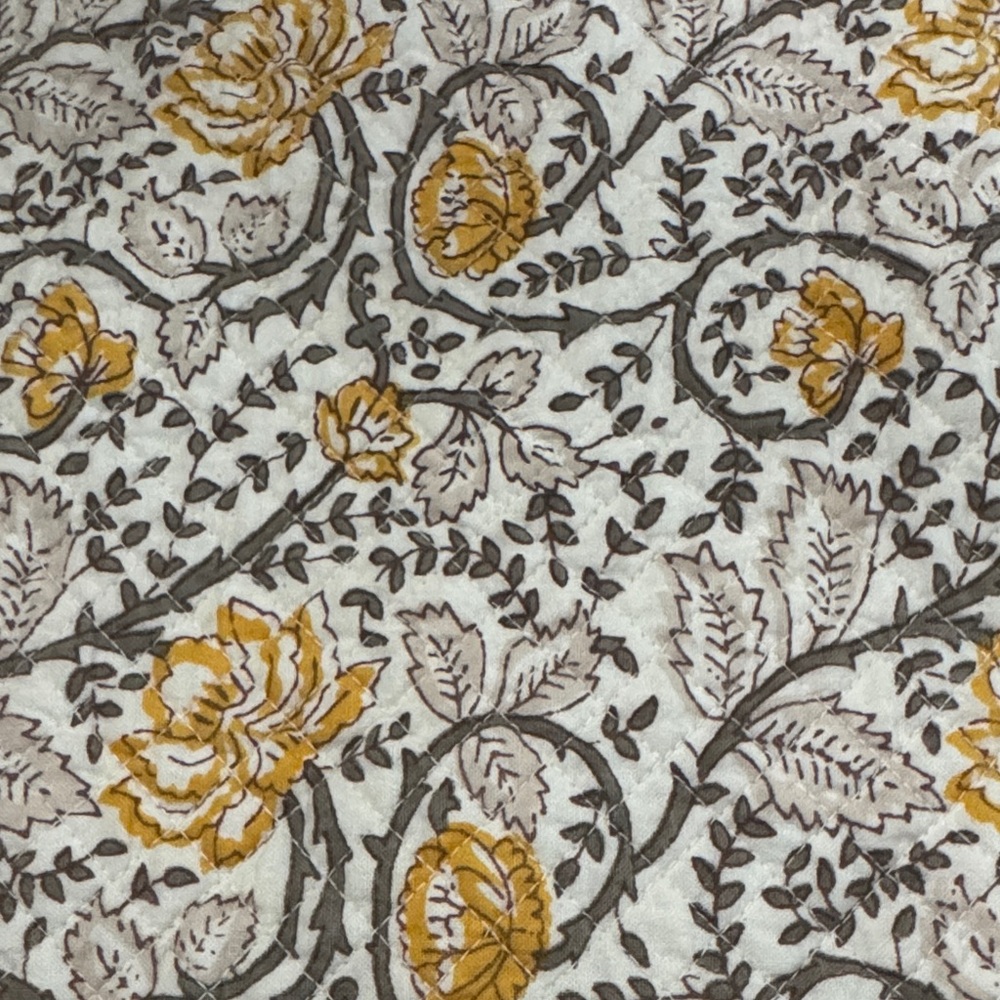 Quilted Table Runner - Yellow and Gray Floral - Picture 6 of 9